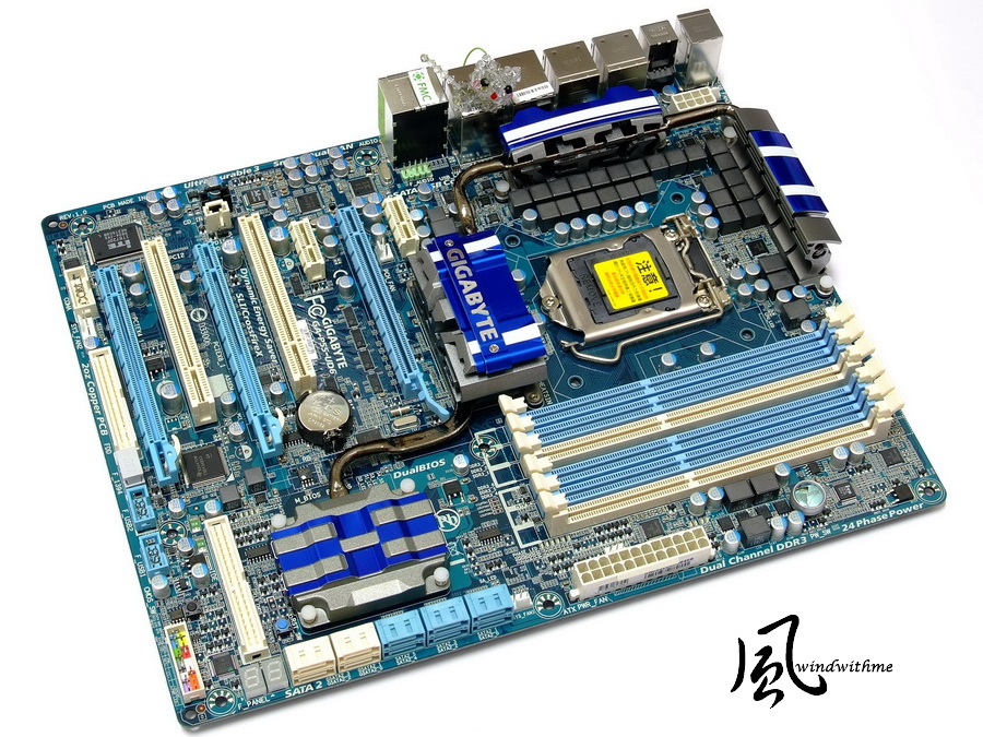 Intel p55. Gigabyte p67 ud6. Материнская плата Gigabyte 860к 2010 год. Материнки на 11 поколение.